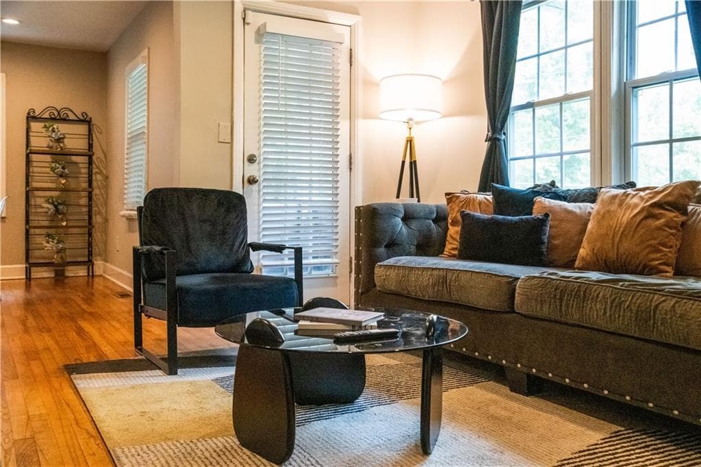 3 bedroom, 1 bathroom, 1,072 sq ft single family residence for sale at 1788 Campbellton Road, Atlanta, GA 30311 — photo 6