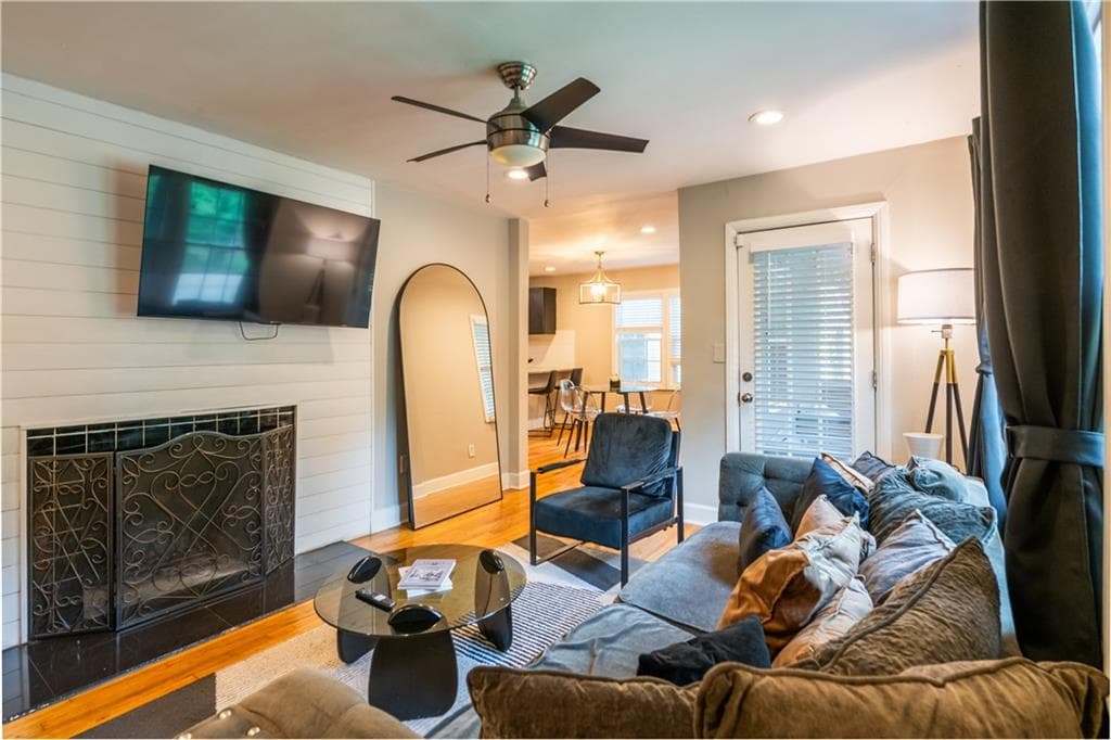 3 bedroom, 1 bathroom, 1,072 sq ft single family residence for sale at 1788 Campbellton Road, Atlanta, GA 30311 — photo 7