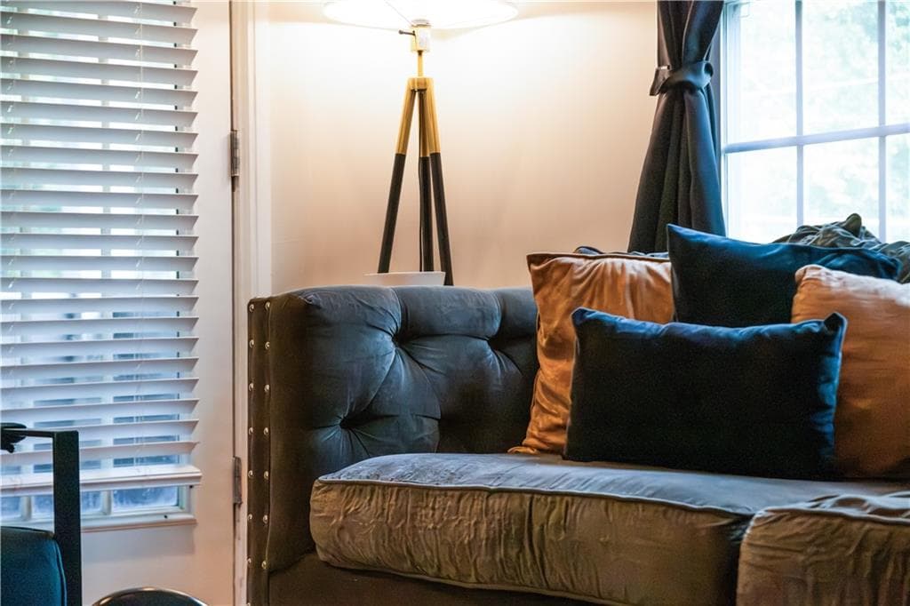 3 bedroom, 1 bathroom, 1,072 sq ft single family residence for sale at 1788 Campbellton Road, Atlanta, GA 30311 — photo 8
