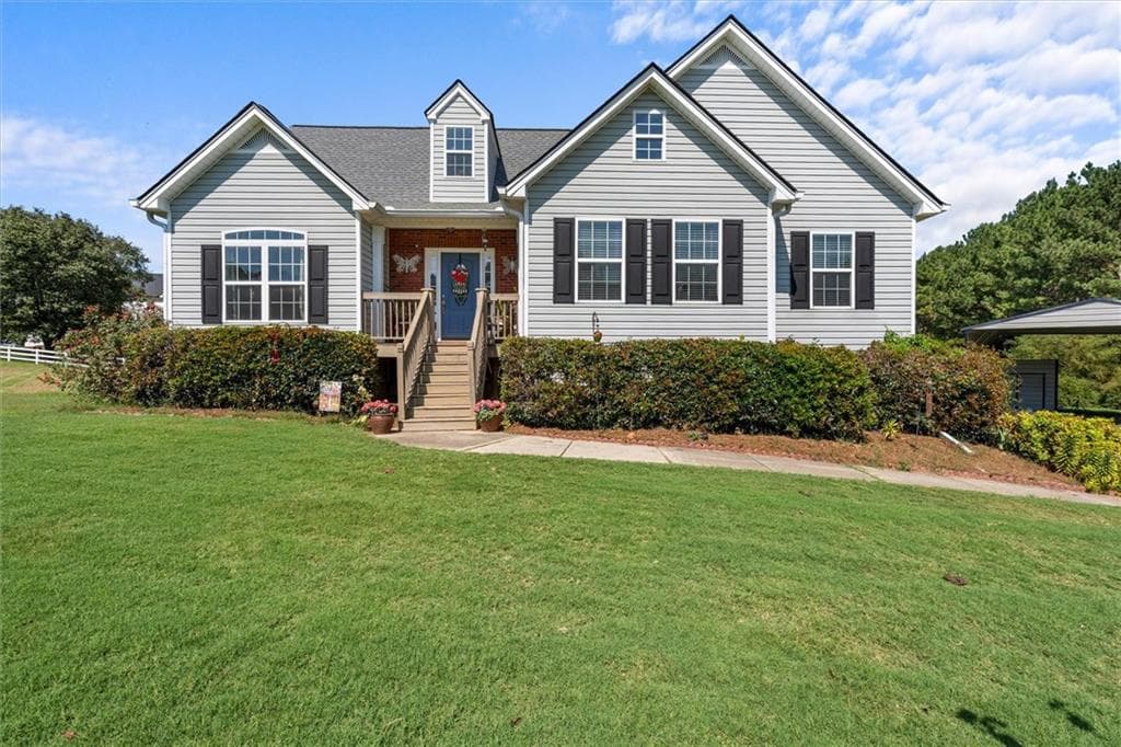 3 bedroom, 3 bathroom, 2,032 sq ft single family residence for sale at 380 Olde Lexington Pass, Villa Rica, GA 30180