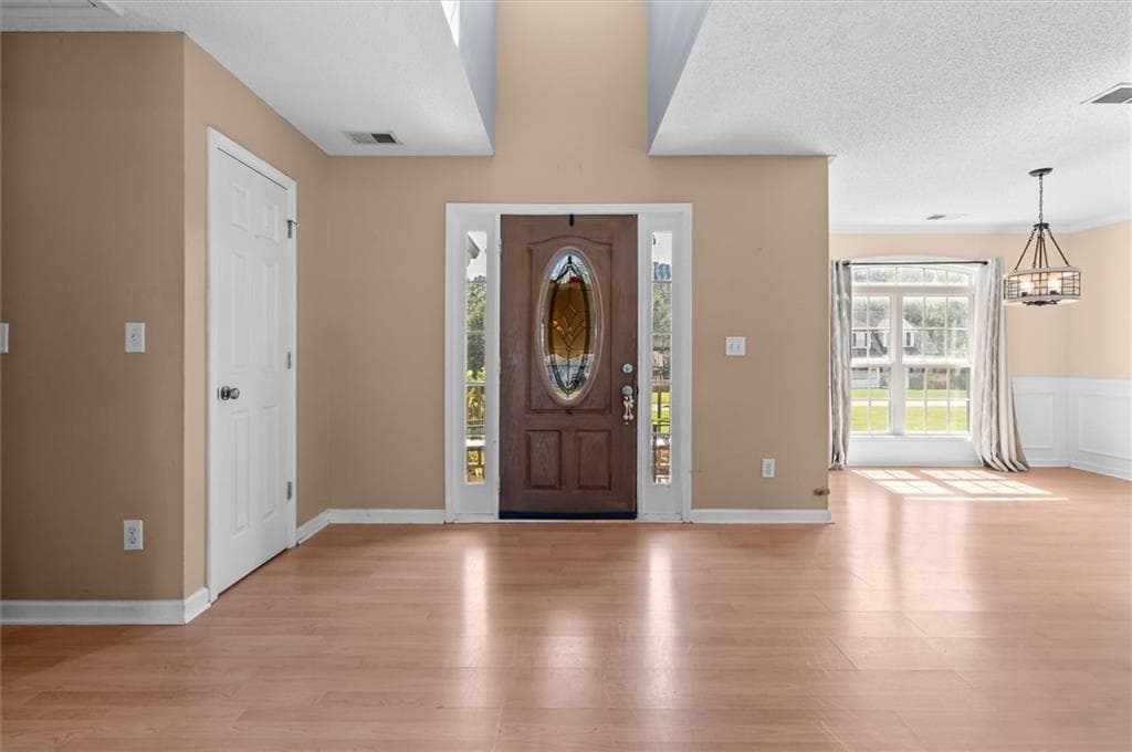 3 bedroom, 3 bathroom, 2,032 sq ft single family residence for sale at 380 Olde Lexington Pass, Villa Rica, GA 30180 — photo 4