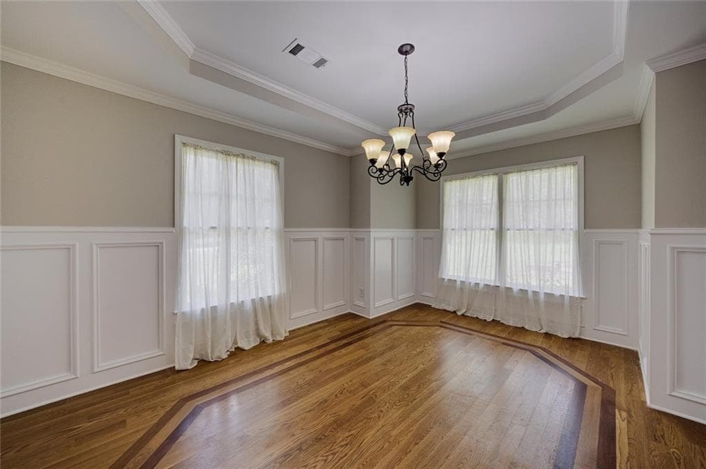4 bedroom, 2 bathroom, 2,844 sq ft single family residence for sale at 875 Windsor Trail, Roswell, GA 30076 — photo 9