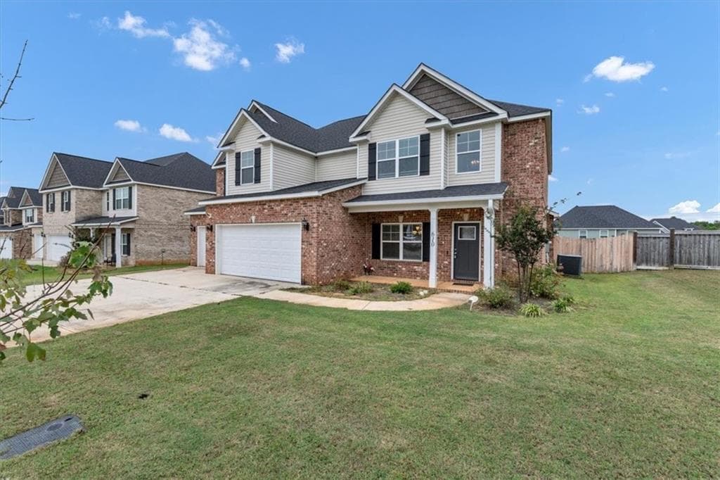 5 bedroom, 5 bathroom, 3,308 sq ft single family residence for sale at 610 Samantha Brooke Way, Bonaire, GA 31005 — photo 3