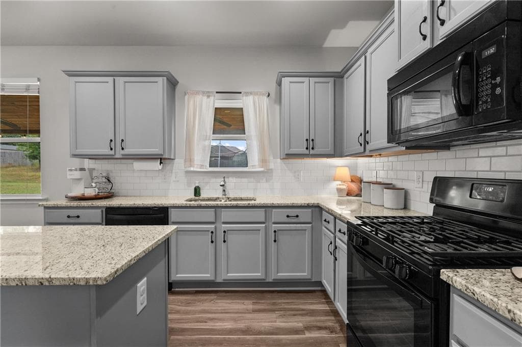 4 bedroom, 3 bathroom, 2,102 sq ft single family residence for sale at 113 Boxwood Way, Dallas, GA 30132 — photo 9
