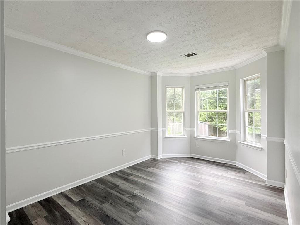 4 bedroom, 4 bathroom, 2,199 sq ft single family residence for sale at 928 Shannon Road, Loganville, GA 30052 — photo 8