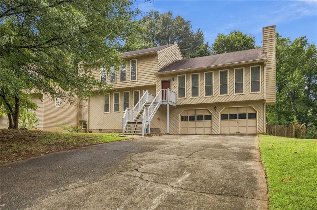 4 bedroom, 3 bathroom, 2,460 sq ft single family residence for sale at 371 Saint Simons Cove, Lawrenceville, GA 30044