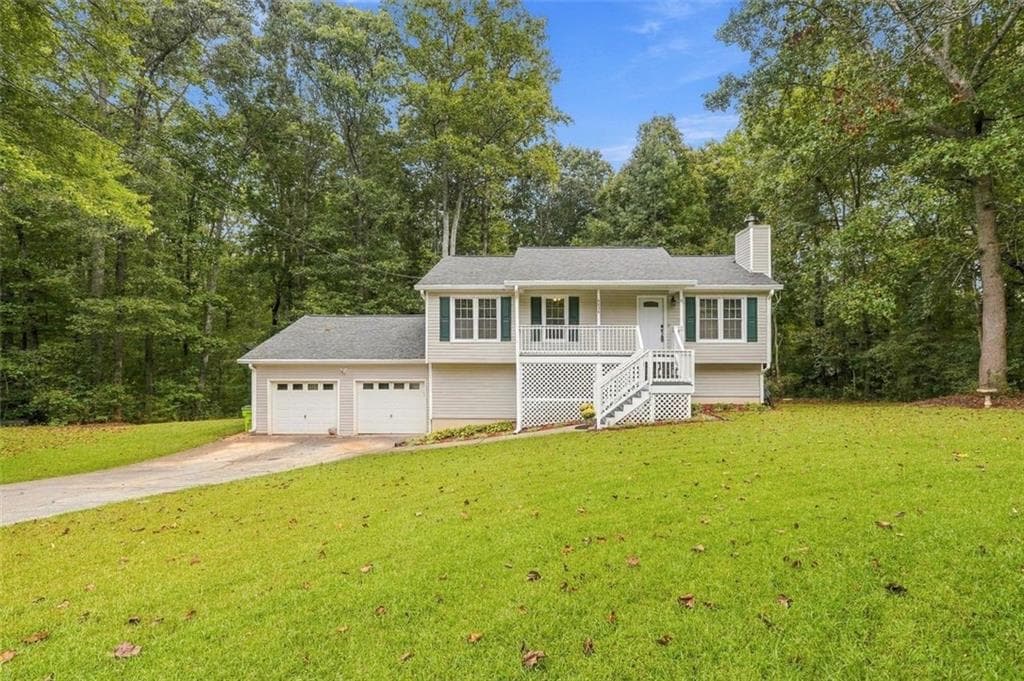 3 bedroom, 2 bathroom, 1,162 sq ft single family residence for sale at 4836 Sumter Way, Douglasville, GA 30135