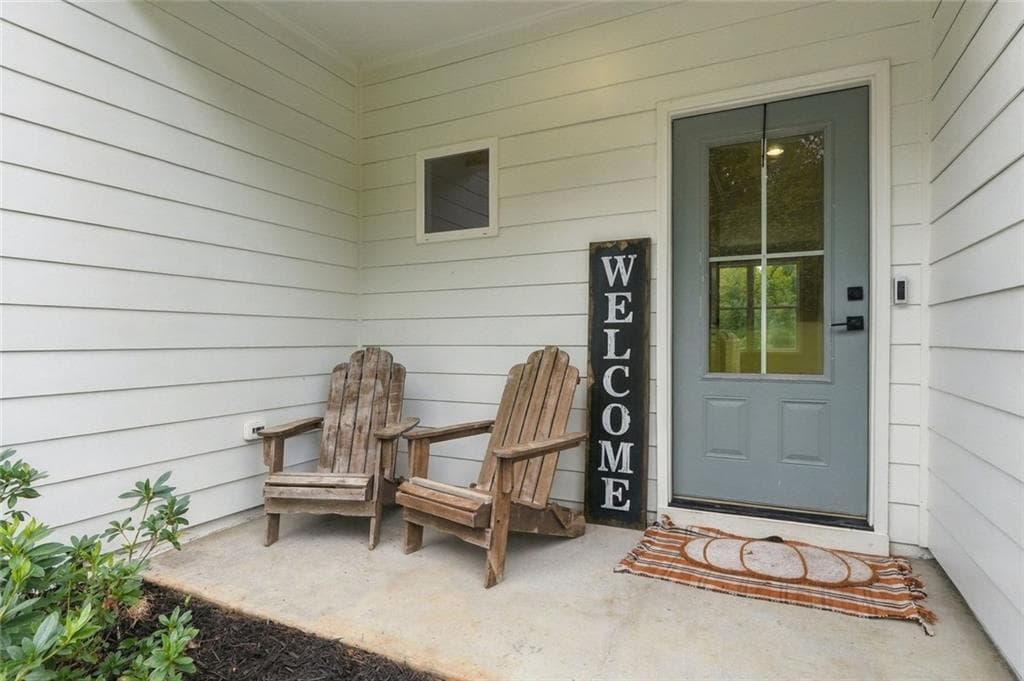 3 bedroom, 3 bathroom, 2,388 sq ft single family residence for sale at 201 Strickland Drive, Dawsonville, GA 30534 — photo 3