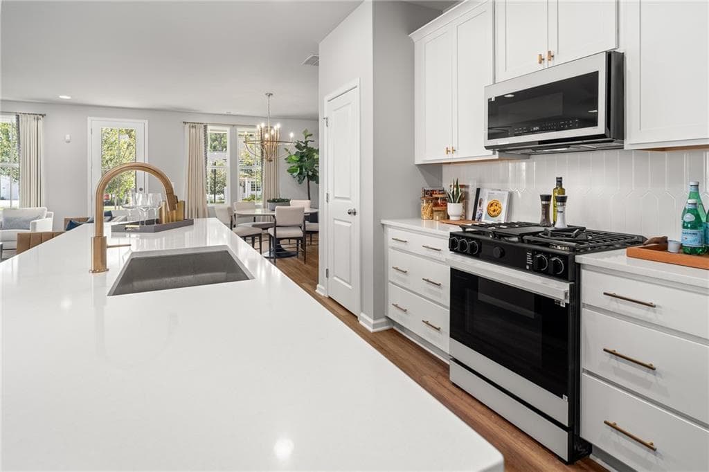 4 bedroom, 4 bathroom, 2,281 sq ft single family residence under contract at 29 Hydrangea Unit 72 Way, Auburn, GA 30011 — photo 9