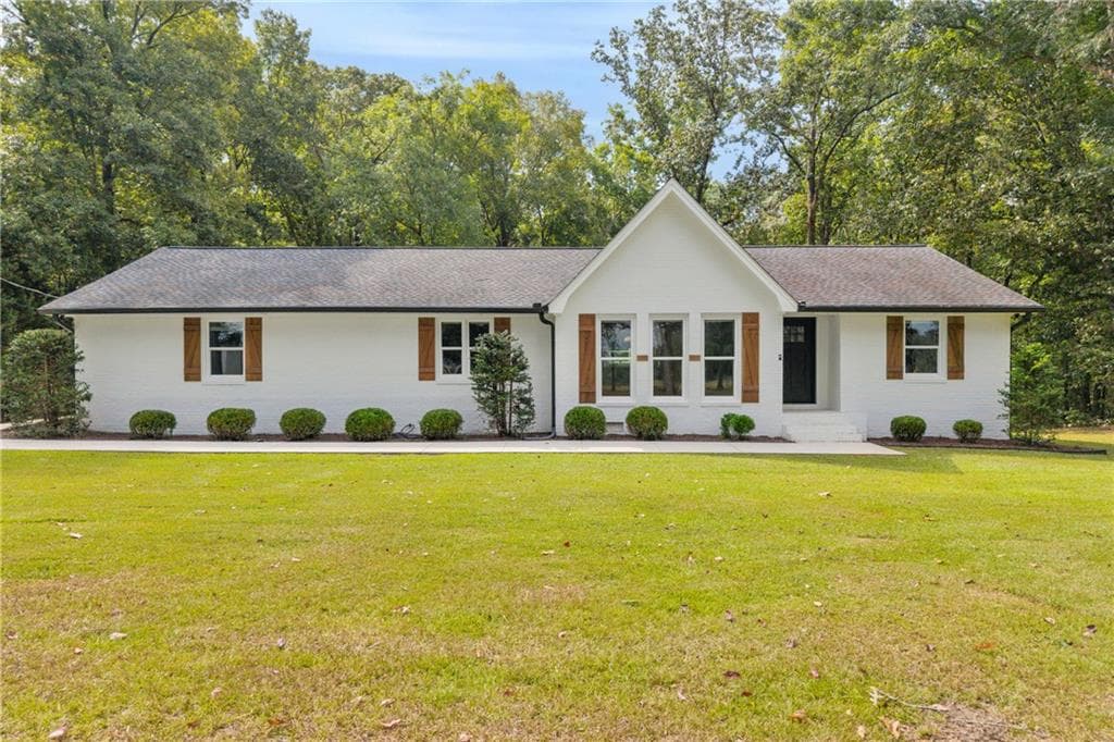 3 bedroom, 2 bathroom, 1,992 sq ft single family residence for sale at 1200 Mount Carmel Road, Mcdonough, GA 30253