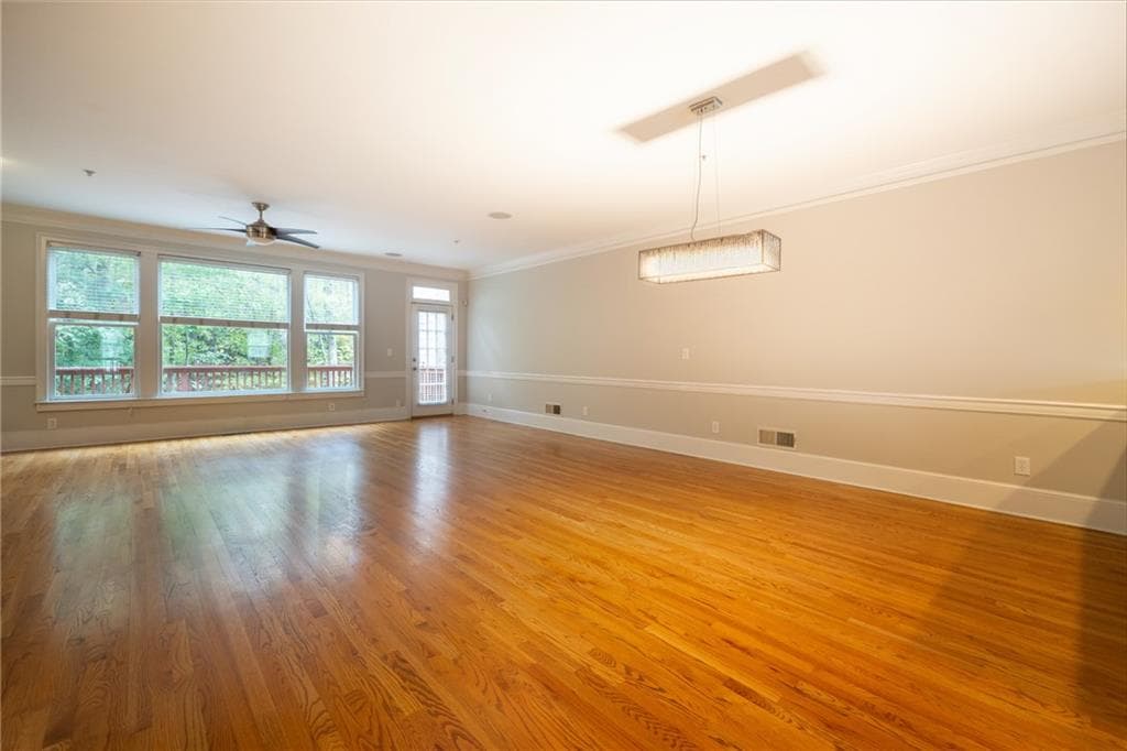 4 bedroom, 4 bathroom, 2,940 sq ft townhouse for rent at 4746 Legacy Cove Lane, Atlanta, GA 30126 for $3,250 a month — photo 9