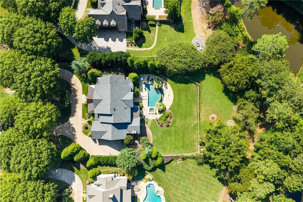 6 bedroom, 10 bathroom, 11,470 sq ft single family residence for sale at 13950 Haystack Lane, Milton, GA 30004 — photo 5
