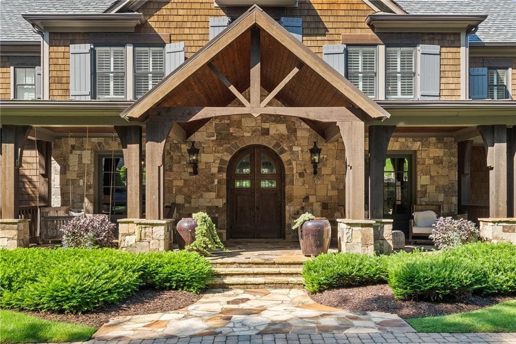 6 bedroom, 10 bathroom, 11,470 sq ft single family residence for sale at 13950 Haystack Lane, Milton, GA 30004 — photo 6