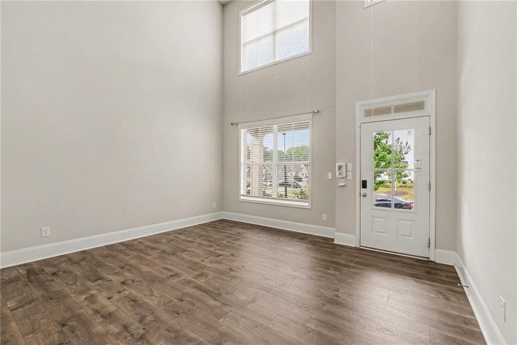 5 bedroom, 4 bathroom, 3,363 sq ft single family residence for sale at 125 Treeline Trail, Canton, GA 30115 — photo 7