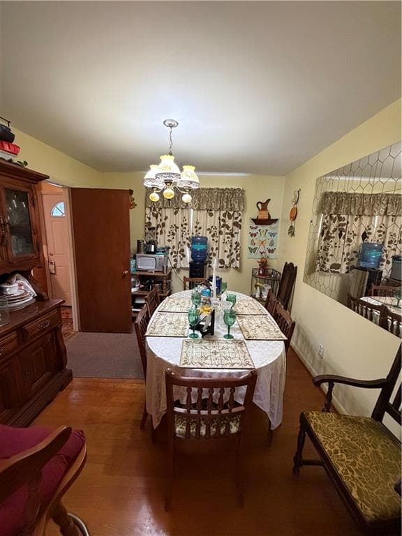 4 bedroom, 2 bathroom, 1,900 sq ft single family residence for sale at 2623 Preston Drive, Decatur, GA 30034 — photo 4