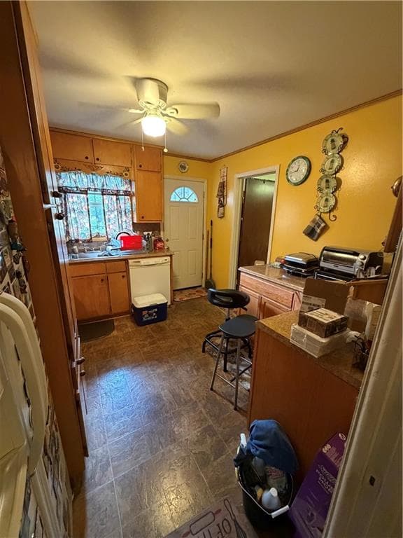 4 bedroom, 2 bathroom, 1,900 sq ft single family residence for sale at 2623 Preston Drive, Decatur, GA 30034 — photo 7