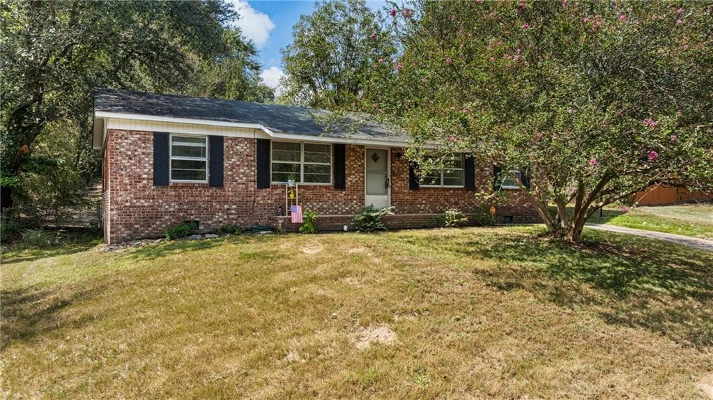 4 bedroom, 2 bathroom, 1,377 sq ft single family residence for sale at 1409 Melford Drive, Columbus, GA 31907