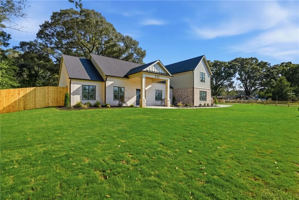 5 bedroom, 5 bathroom, 3,932 sq ft single family residence for sale at 232 Hidden Acres Road, Winder, GA 30680 — photo 3