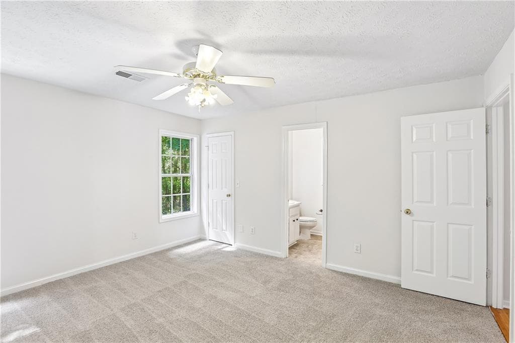 3 bedroom, 2 bathroom, 1,068 sq ft single family residence for sale at 5511 Pond Mill Court, Flowery Branch, GA 30542 — photo 4