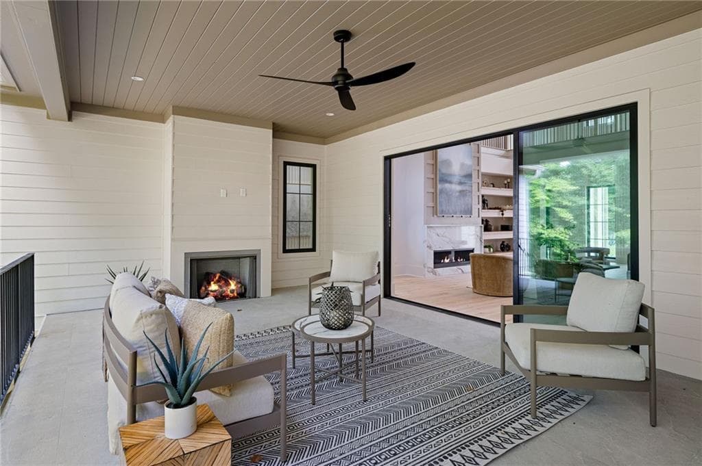6 bedroom, 7 bathroom, 4,900 sq ft single family residence for sale at 4901 Cambridge Drive, Dunwoody, GA 30338 — photo 9