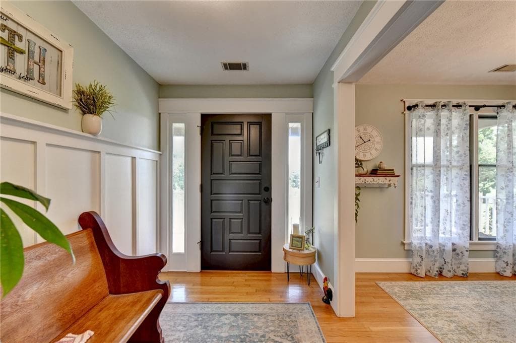 4 bedroom, 2 bathroom, 2,298 sq ft single family residence for sale at 4525 Bold Springs Road, Commerce, GA 30530 — photo 5
