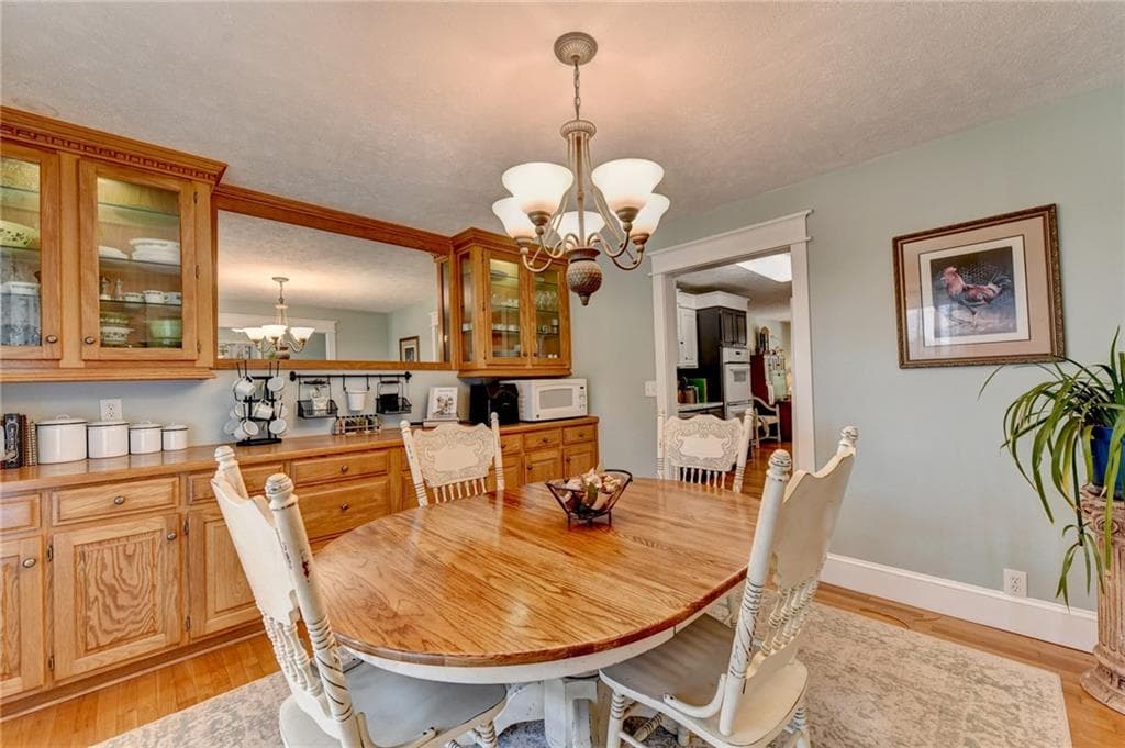 4 bedroom, 2 bathroom, 2,298 sq ft single family residence for sale at 4525 Bold Springs Road, Commerce, GA 30530 — photo 7