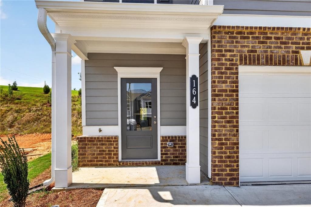 3 bedroom, 3 bathroom, 1,629 sq ft townhouse for sale at 164 Oconee Road 269, Cartersville, GA 30120 — photo 2