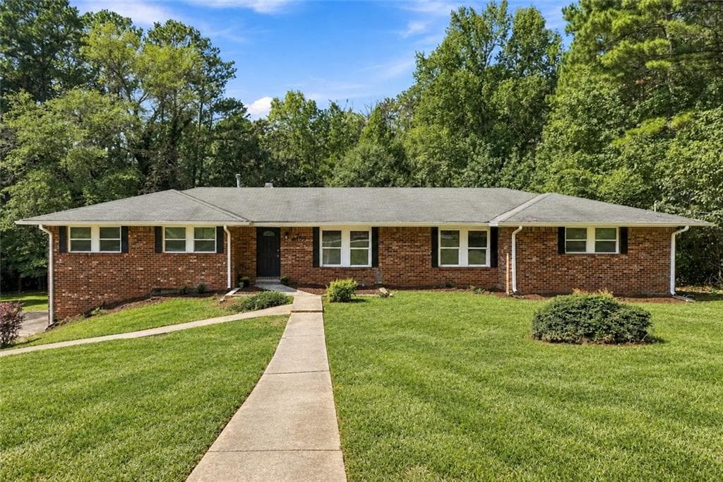4 bedroom, 3 bathroom, 2,501 sq ft single family residence for sale at 4195 Valley Lake Terrace, Atlanta, GA 30349
