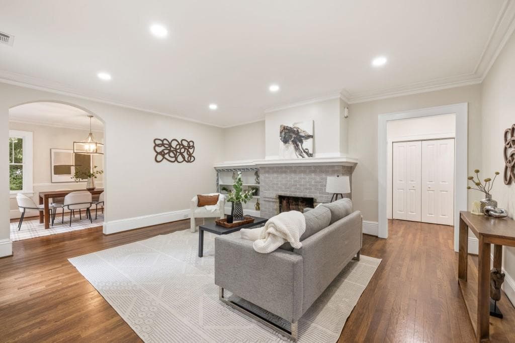 3 bedroom, 2 bathroom, 1,698 sq ft single family residence for sale at 443 Burlington Road, Atlanta, GA 30307 — photo 3