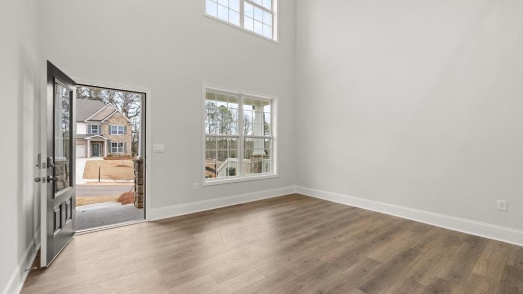 5 bedroom, 4 bathroom, 3,363 sq ft single family residence for sale at 5175 Thalley Creek Drive, Cumming, GA 30040 — photo 4
