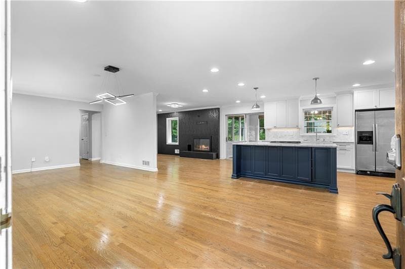 4 bedroom, 4 bathroom, 2,511 sq ft single family residence for rent at 2661 Fleur De Lis Place, Atlanta, GA 30360 for $3,600 a month — photo 2