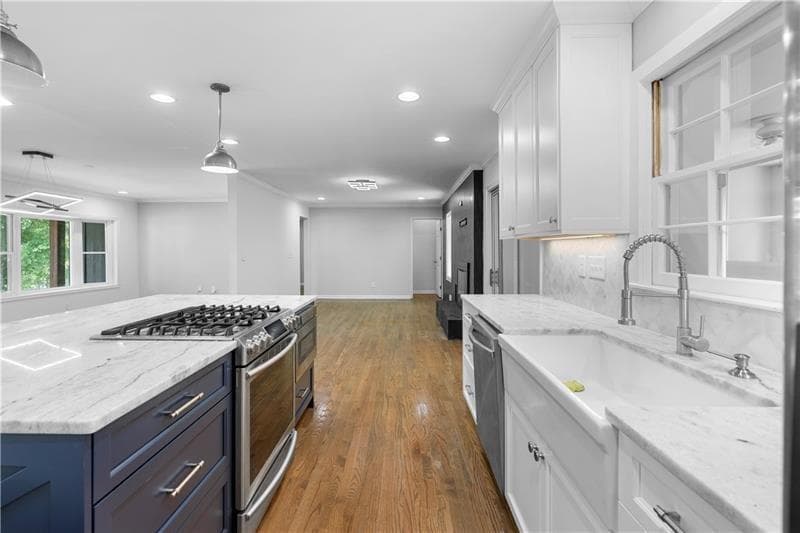 4 bedroom, 4 bathroom, 2,511 sq ft single family residence for rent at 2661 Fleur De Lis Place, Atlanta, GA 30360 for $3,600 a month — photo 4