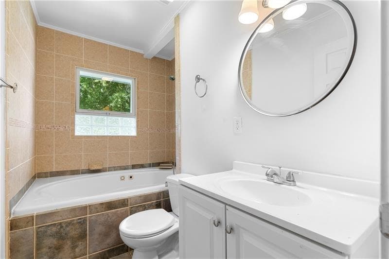 4 bedroom, 4 bathroom, 2,511 sq ft single family residence for rent at 2661 Fleur De Lis Place, Atlanta, GA 30360 for $3,600 a month — photo 8