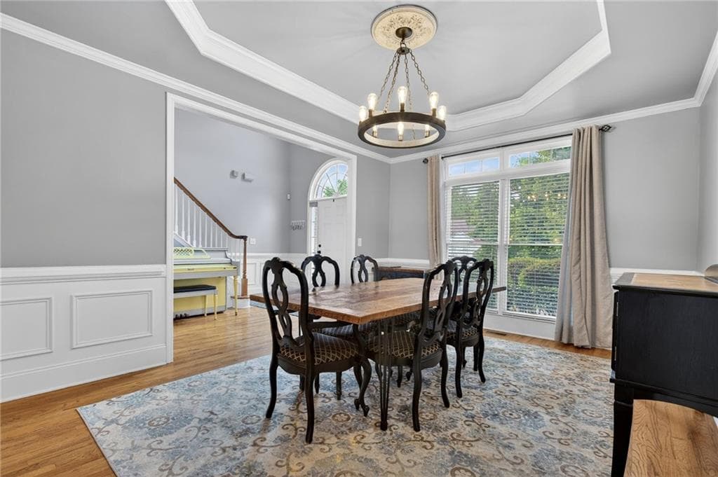 6 bedroom, 4 bathroom, 3,865 sq ft single family residence for sale at 4010 Northridge Drive, Cumming, GA 30040 — photo 7