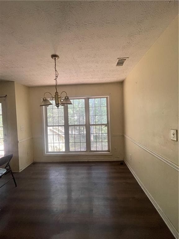 4 bedroom, 3 bathroom, 2,340 sq ft single family residence for sale at 701 Simon Park Circle, Lawrenceville, GA 30045 — photo 7