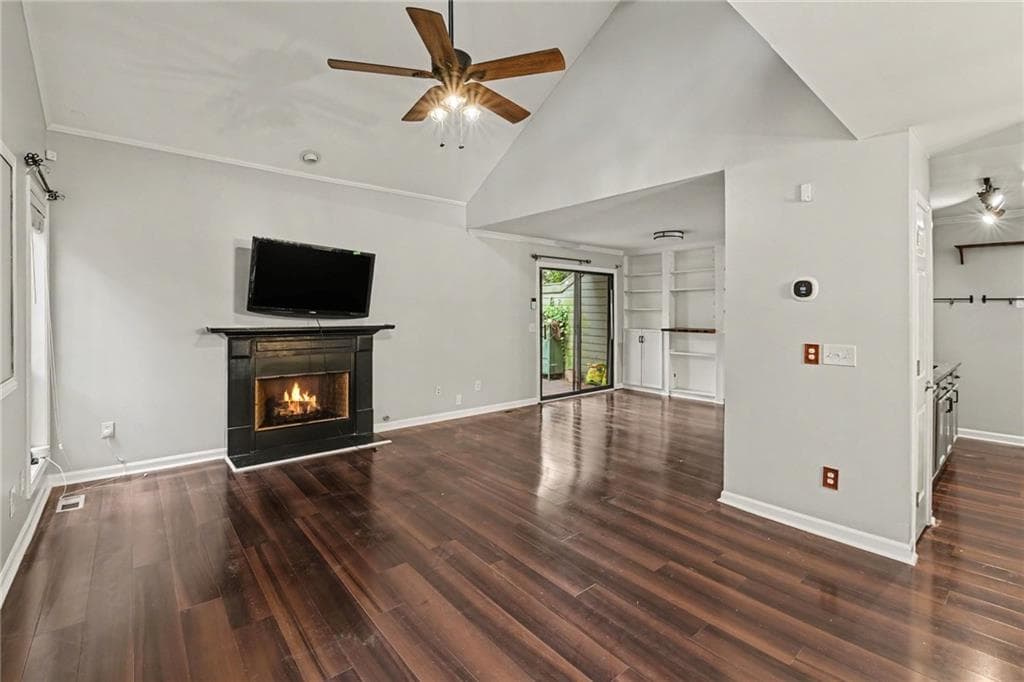 2 bedroom, 2 bathroom, 1,351 sq ft townhouse for sale at 1006 Creatwood Circle, Smyrna, GA 30080 — photo 4