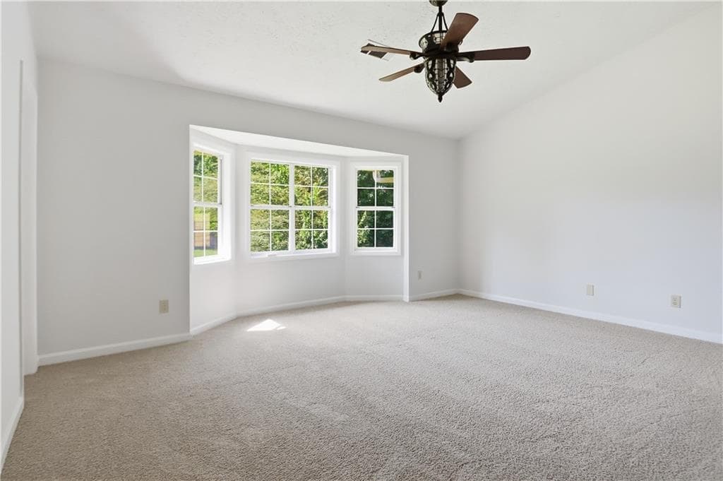 3 bedroom, 3 bathroom, 1,702 sq ft single family residence for sale at 5430 Princeton Oaks Drive, Sugar Hill, GA 30518 — photo 4