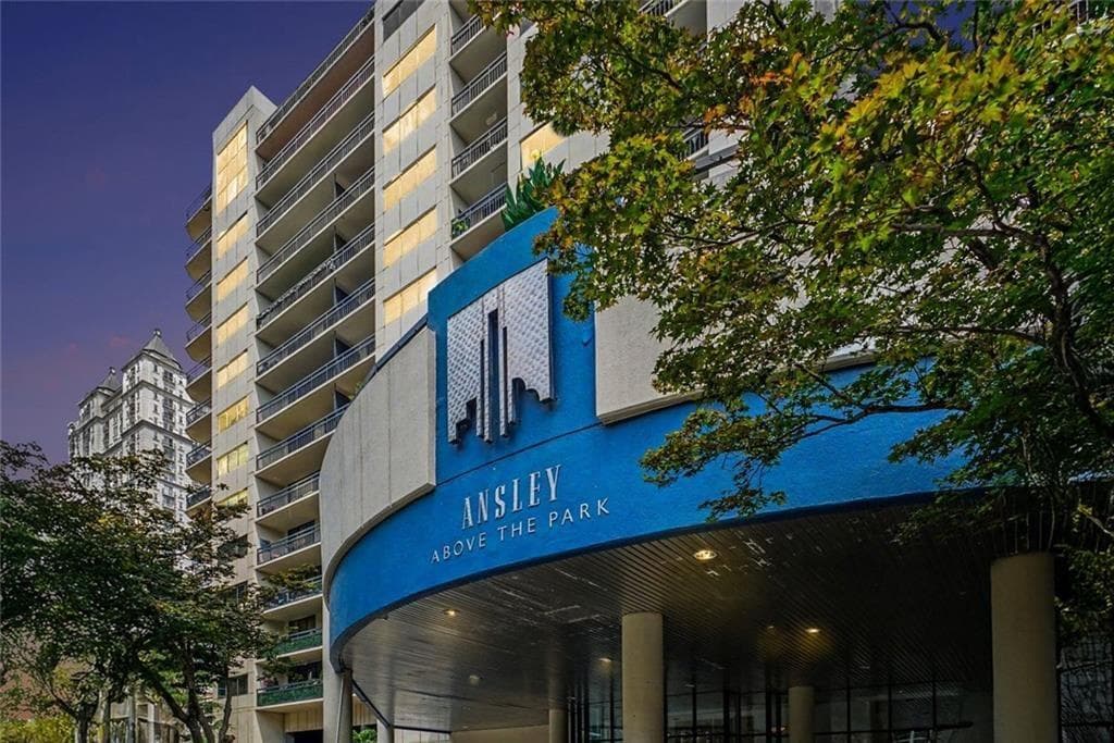2 bedroom, 2 bathroom, 1,110 sq ft condominium for sale at 1130 Piedmont Avenue 1610, Atlanta, GA 30309
