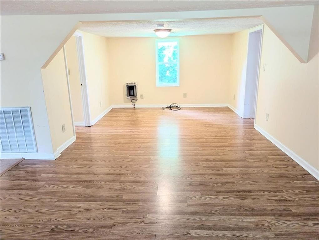 2 bedroom, 1 bathroom, 1,368 sq ft single family residence for sale at 201 Club Road, Buchanan, GA 30113 — photo 4