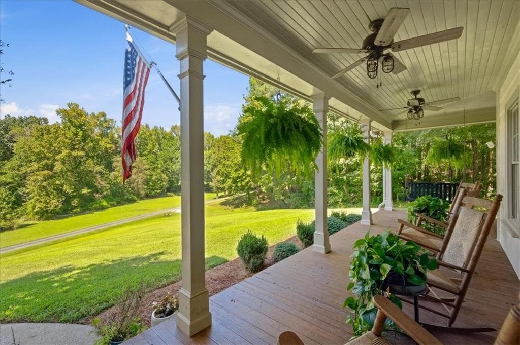 5 bedroom, 4 bathroom, 6,252 sq ft single family residence for sale at 1828 Austin Bridge Road, Douglasville, GA 30134 — photo 5