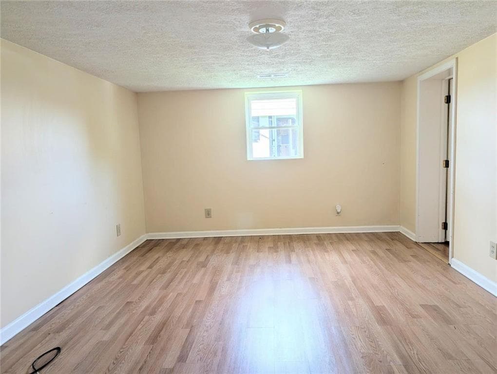 2 bedroom, 1 bathroom, 1,368 sq ft single family residence for sale at 201 Club Road, Buchanan, GA 30113 — photo 10