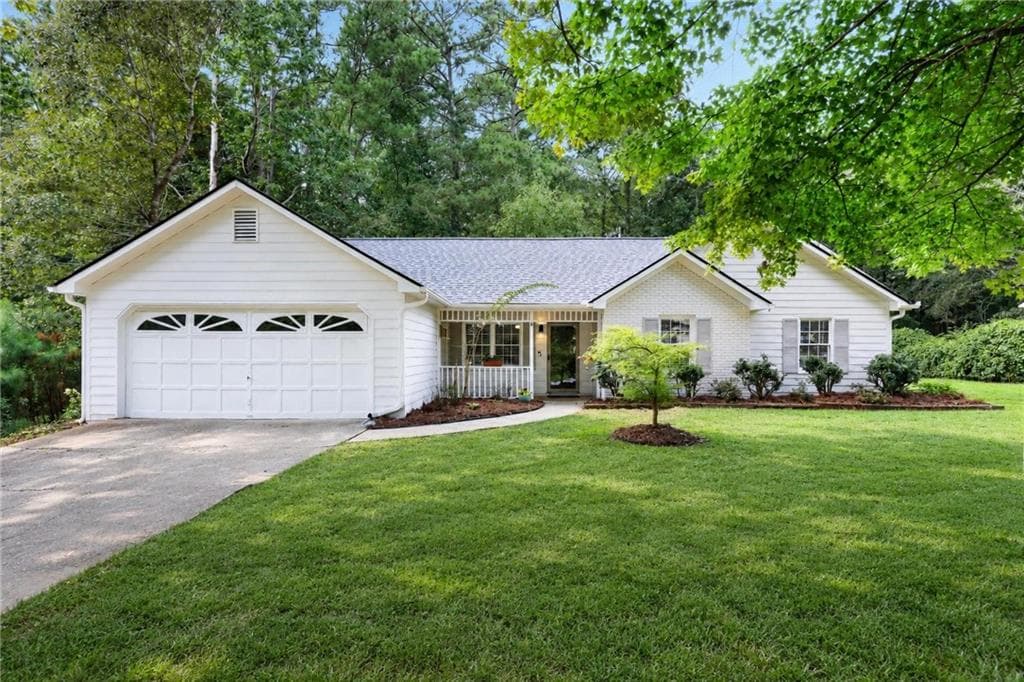 3 bedroom, 2 bathroom, 1,406 sq ft single family residence for sale at 5363 Muirwood Place, Powder Springs, GA 30127
