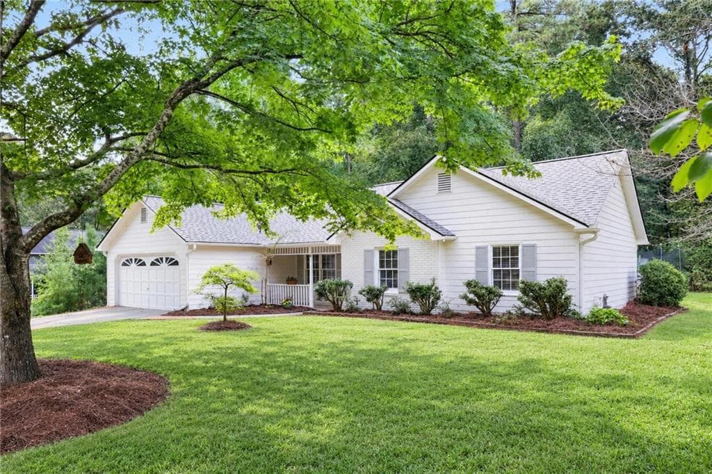 3 bedroom, 2 bathroom, 1,406 sq ft single family residence for sale at 5363 Muirwood Place, Powder Springs, GA 30127 — photo 2
