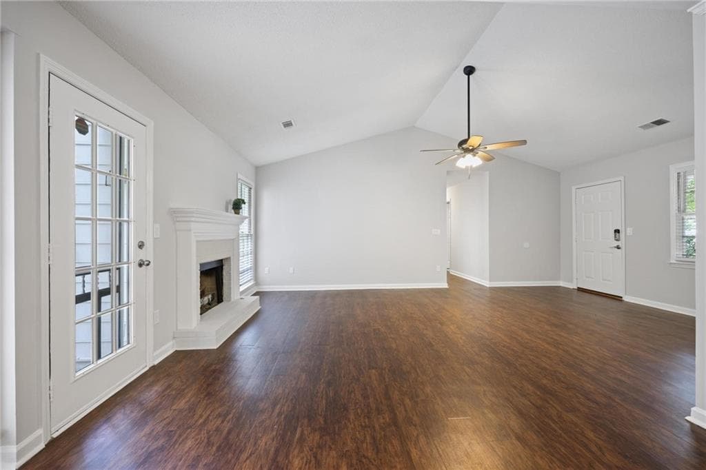 3 bedroom, 2 bathroom, 1,406 sq ft single family residence for sale at 5363 Muirwood Place, Powder Springs, GA 30127 — photo 7