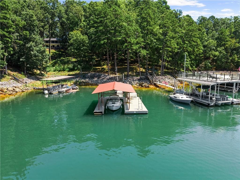 4 bedroom, 3 bathroom, 4,796 sq ft single family residence for sale at 7865 Robin Road, Cumming, GA 30041 — photo 9