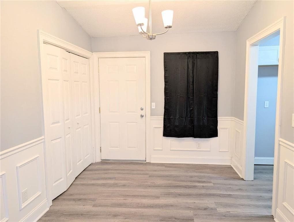3 bedroom, 2 bathroom, 1,216 sq ft single family residence for sale at 145 Knob Drive, Carrollton, GA 30116 — photo 6