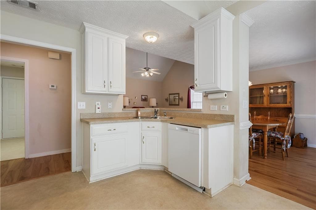 3 bedroom, 2 bathroom, 1,442 sq ft single family residence for sale at 1126 Strath Clyde Way, Mcdonough, GA 30253 — photo 10