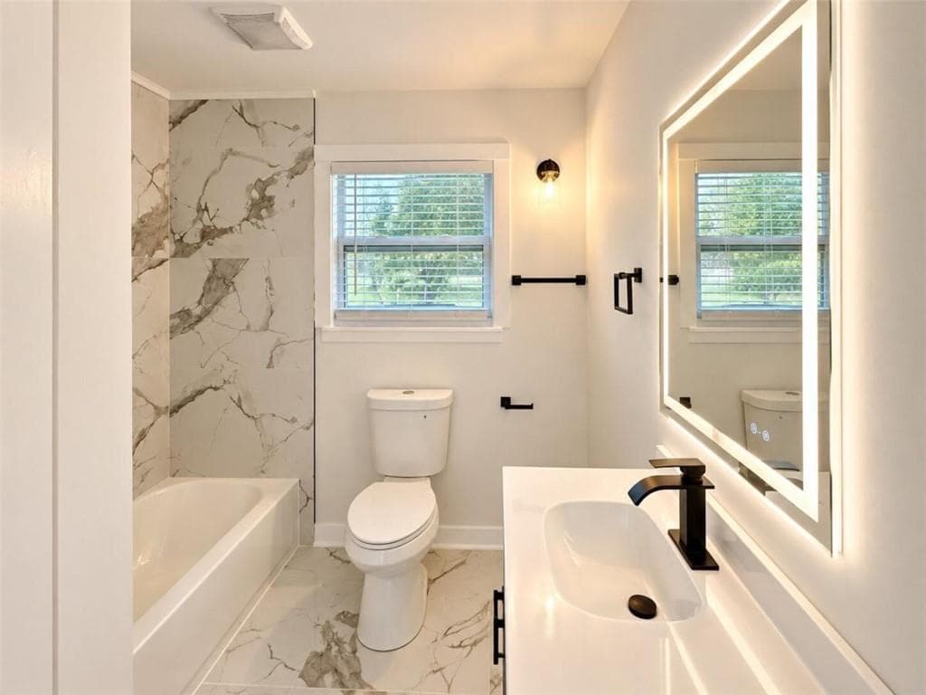 3 bedroom, 3 bathroom single family residence for sale at 728 S Carter Drive, Jonesboro, GA 30236 — photo 6