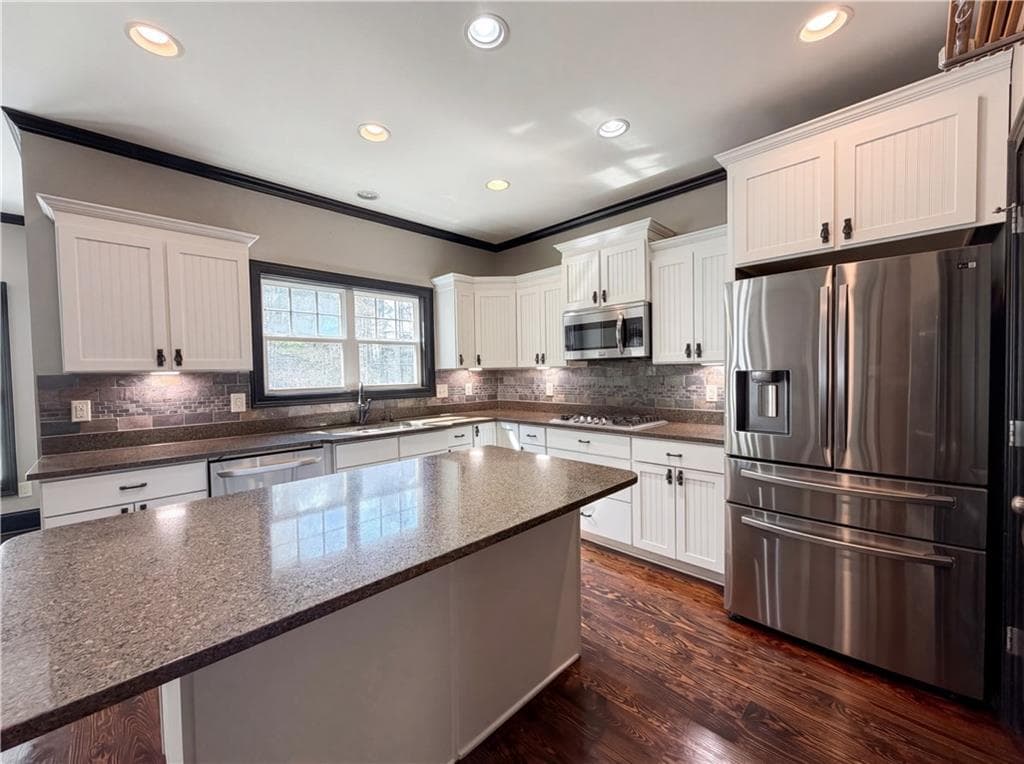 4 bedroom, 4 bathroom, 3,865 sq ft single family residence for sale at 28 Meadows Court, Dawsonville, GA 30534 — photo 7