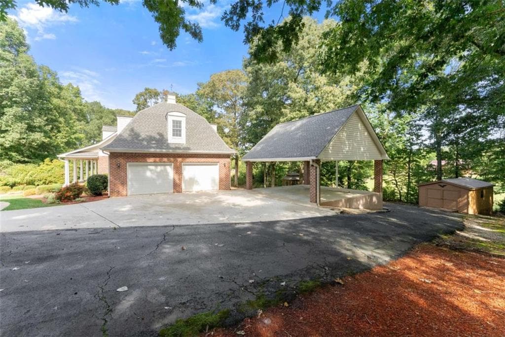 4 bedroom, 3 bathroom, 2,874 sq ft single family residence for sale at 149 Wyndage Court, Cornelia, GA 30531 — photo 9